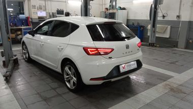 SEAT Leon 2014 года, 248 000 км - вид 4