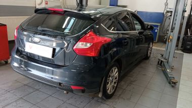 Ford Focus 2012 года, 157 635 км - вид 3