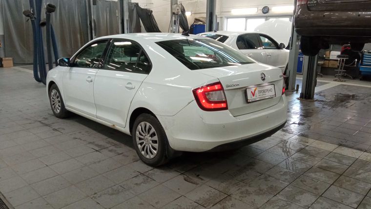 Skoda Rapid 2018 года, 116 178 км - вид 4