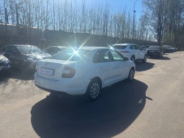 Skoda Rapid 2018 года, 116 178 км - вид 4