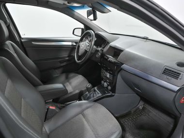 Opel Astra 2011 года, 197 855 км - вид 15