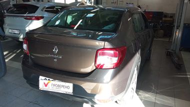 Renault Logan Stepway 2021 года, 60 000 км - вид 3