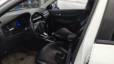 KIA Rio 2017 года, 104 075 км - вид 5