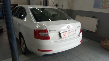 Skoda Octavia 2015 года, 260 223 км - вид 4