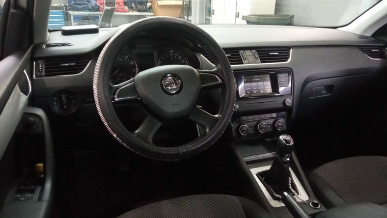 Skoda Octavia 2015 года, 260 223 км - вид 5
