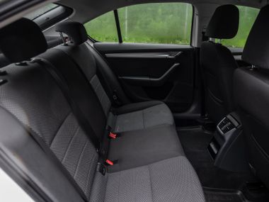 Skoda Octavia 2015 года, 260 223 км - вид 13