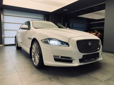 Jaguar XJ 2016 года, 118 568 км - вид 4