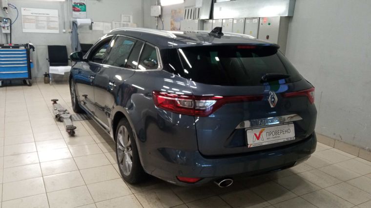 Renault Megane 2018 года, 189 643 км - вид 4