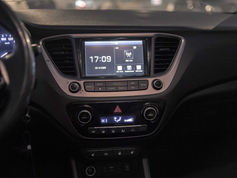 Hyundai Solaris 2017 года, 268 355 км - вид 7