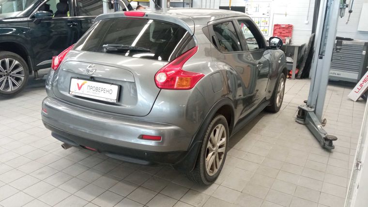 Nissan Juke 2012 года, 161 316 км - вид 3