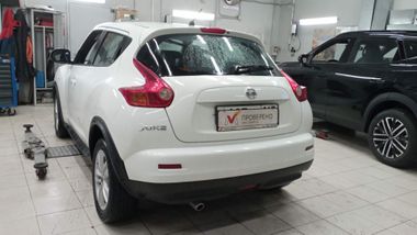 Nissan Juke 2014 года, 122 502 км - вид 4