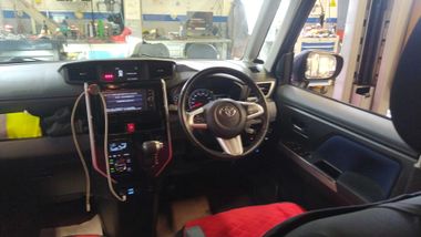 Toyota Tank 2018 года, 140 589 км - вид 5