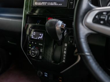 Toyota Tank 2018 года, 140 589 км - вид 8