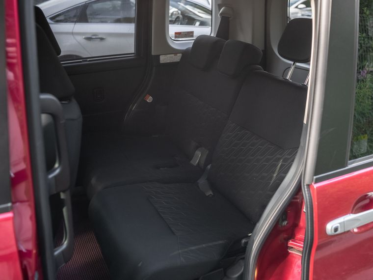 Toyota Tank 2018 года, 140 589 км - вид 11