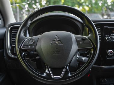 Mitsubishi Outlander 2022 года, 98 560 км - вид 7