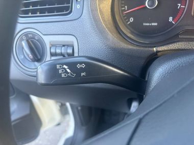 Volkswagen Polo 2011 года, 193 212 км - вид 9