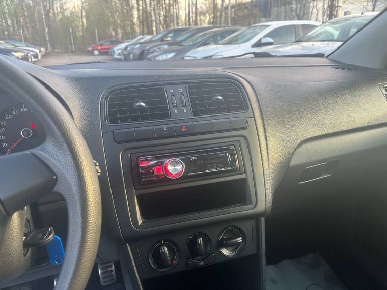 Volkswagen Polo 2011 года, 193 212 км - вид 12