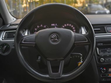 Skoda Rapid 2014 года, 200 000 км - вид 7