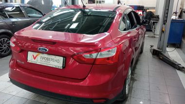Ford Focus 2012 года, 215 111 км - вид 3