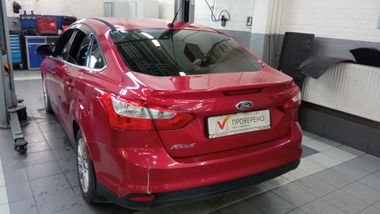 Ford Focus 2012 года, 215 111 км - вид 4