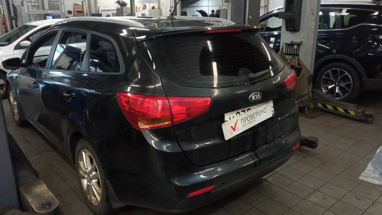 KIA Ceed 2013 года, 217 407 км - вид 4