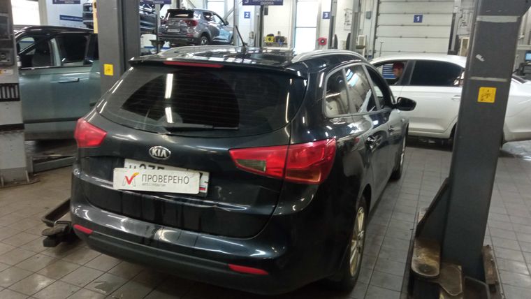 KIA Ceed 2013 года, 217 407 км - вид 3