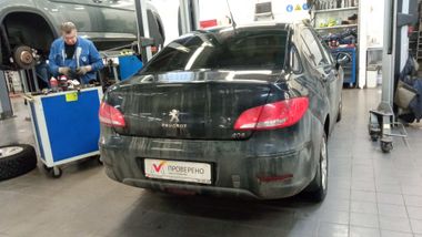 Peugeot 408 2016 года, 177 337 км - вид 4