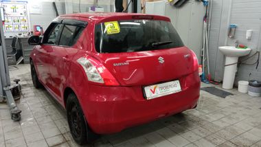 Suzuki Swift 2011 года, 148 935 км - вид 5