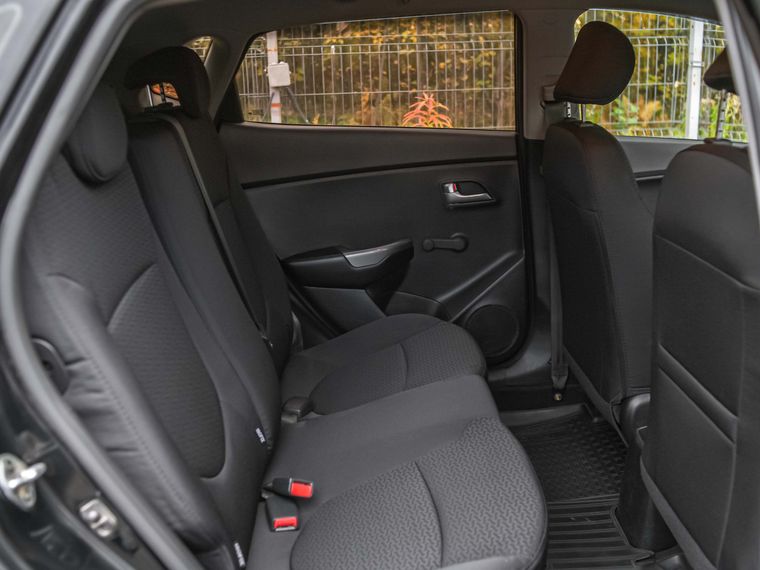 KIA Rio 2016 года, 140 000 км - вид 11
