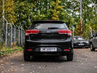 KIA Rio 2016 года, 140 000 км - вид 4