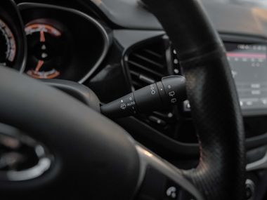 ВАЗ (LADA) Vesta Cross 2019 года, 140 023 км - вид 7