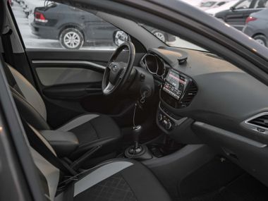 ВАЗ (LADA) Vesta Cross 2019 года, 140 023 км - вид 12