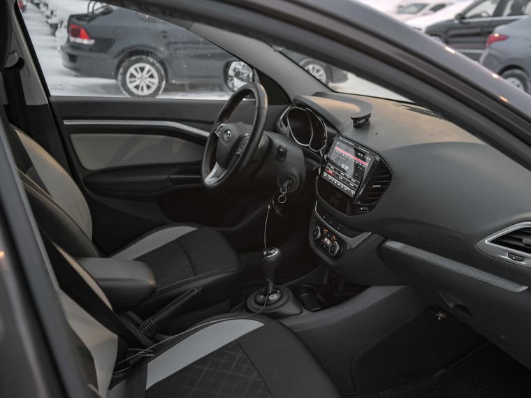 ВАЗ (LADA) Vesta Cross 2019 года, 140 023 км - вид 12