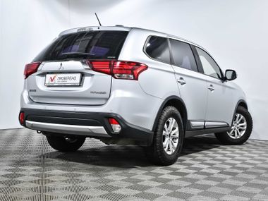 Mitsubishi Outlander 2016 года, 147 806 км - вид 5