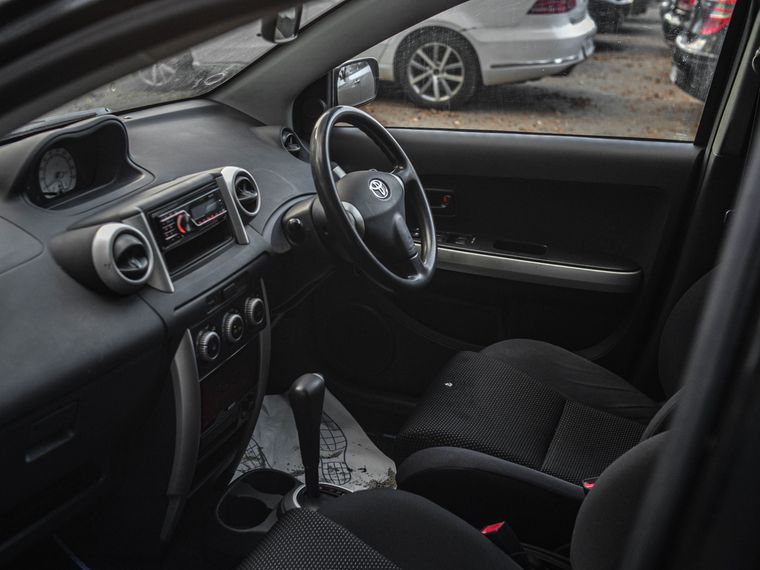 Toyota Ist 2003 года, 220 224 км - вид 10