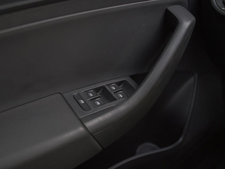 Skoda Rapid 2019 года, 52 000 км - вид 9