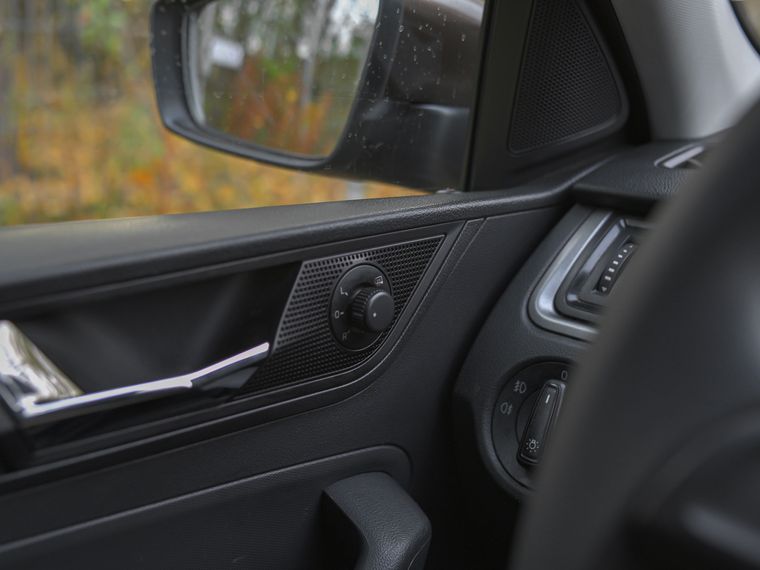 Skoda Rapid 2019 года, 52 000 км - вид 10