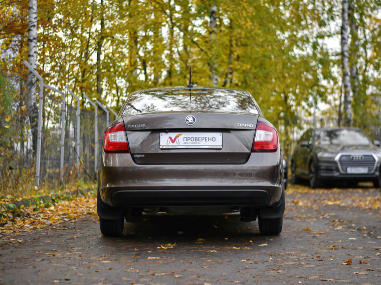 Skoda Rapid 2019 года, 52 000 км - вид 4