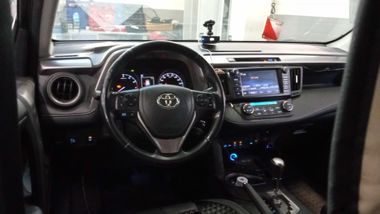 Toyota RAV4 2017 года, 157 000 км - вид 5