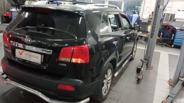 KIA Sorento 2010 года, 429 890 км - вид 3