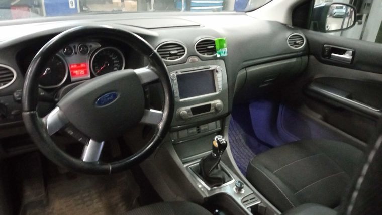 Ford Focus 2010 года, 250 000 км - вид 5