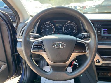 Hyundai Elantra 2017 года, 131 004 км - вид 10