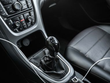 Opel Astra 2013 года, 129 868 км - вид 8