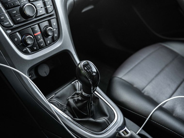 Opel Astra 2013 года, 129 868 км - вид 8