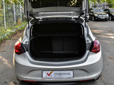 Opel Astra 2013 года, 129 868 км - вид 12