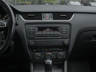 Skoda Octavia 2014 года, 295 878 км - вид 8