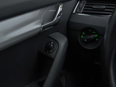 Skoda Octavia 2014 года, 295 878 км - вид 11