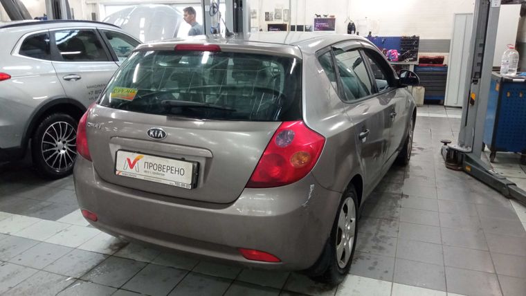 KIA Ceed 2008 года, 228 274 км - вид 3