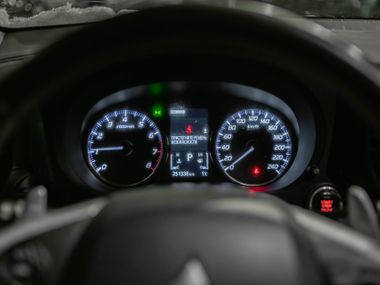 Mitsubishi Outlander 2012 года, 251 188 км - вид 5