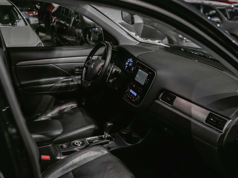 Mitsubishi Outlander 2012 года, 251 188 км - вид 14